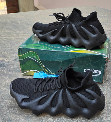 Venom Black