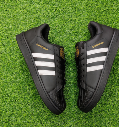 SuperStar Black