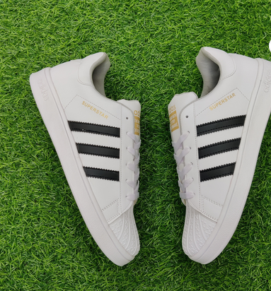SuperStar White
