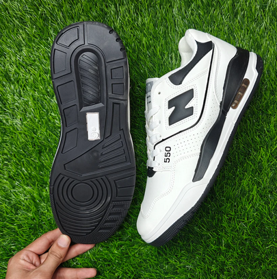 NB AX-Black/White
