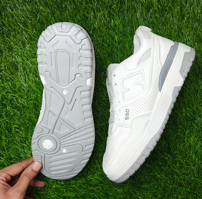 NB RD 550 Full White