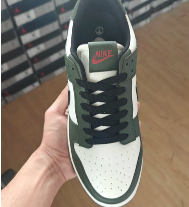 Dunk Green WT/BK - Spl (LIMITED STOCK)